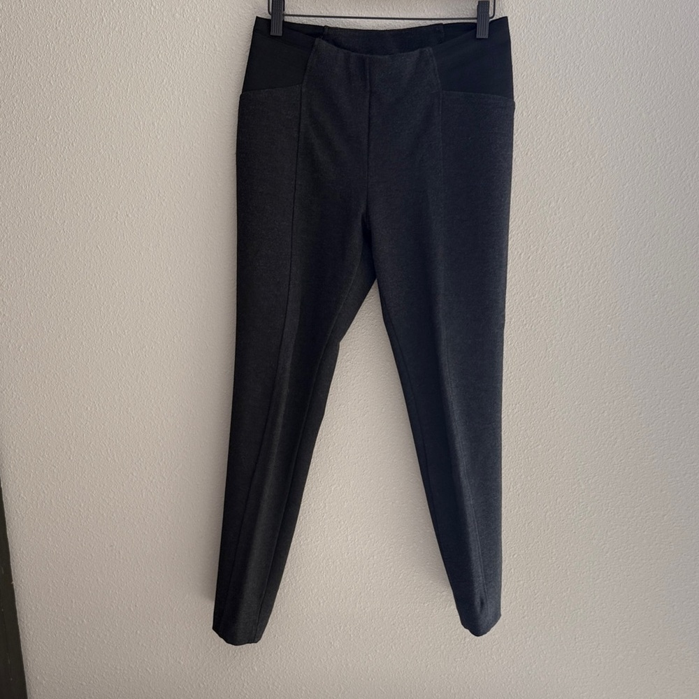 Jones New York Elastic Waist Pull On Pants - size Medium